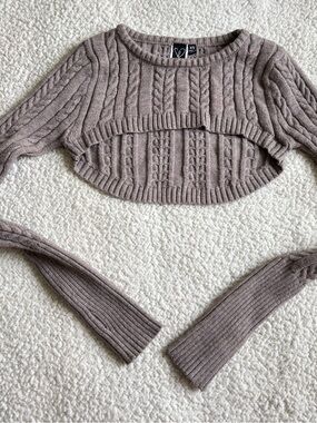 Windsor Taupe Cable Knit Cropped Crew Sweater